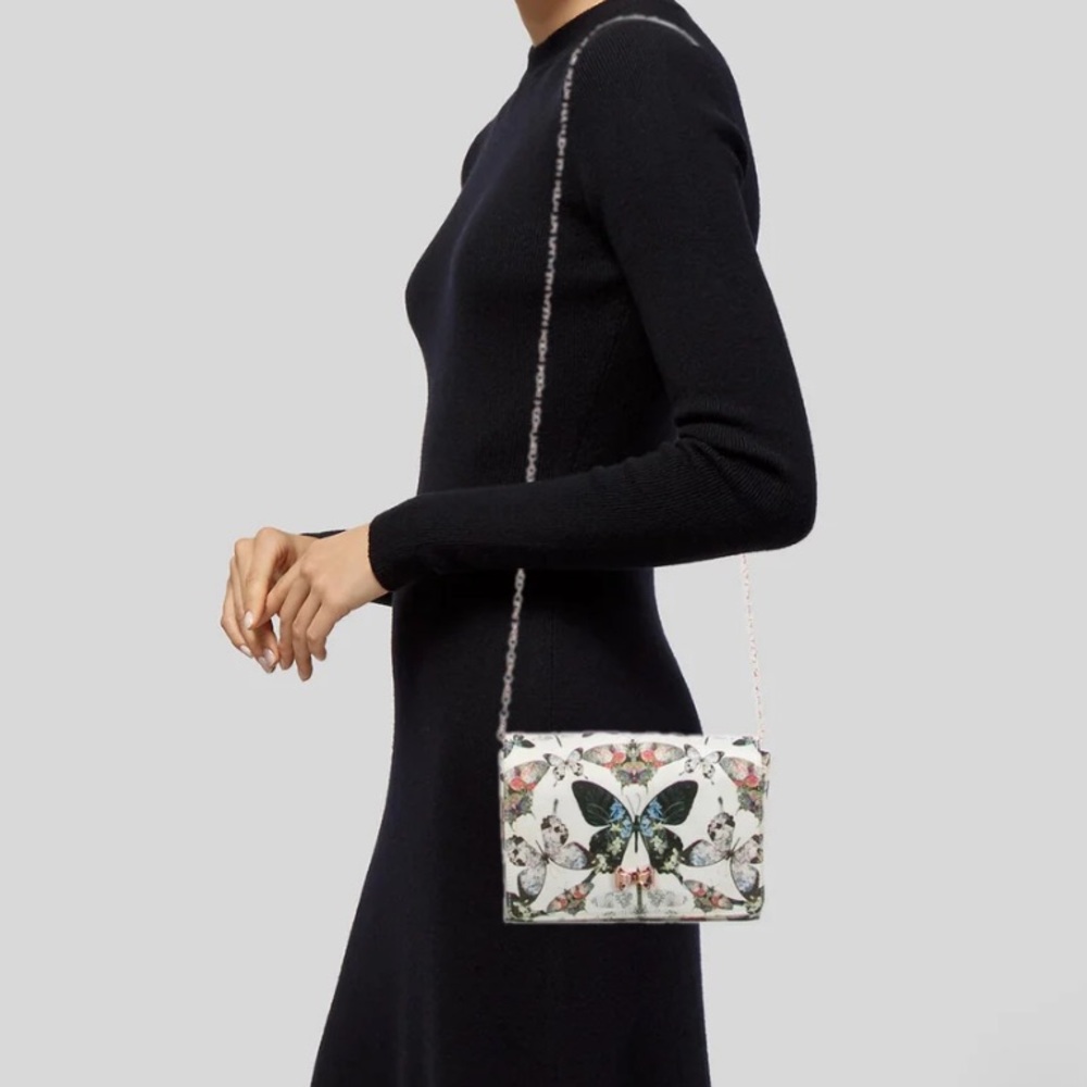 Ted Baker London RARE 2017 Strisa Butterfly Print Clutch NWOT - Picture 2 of 12